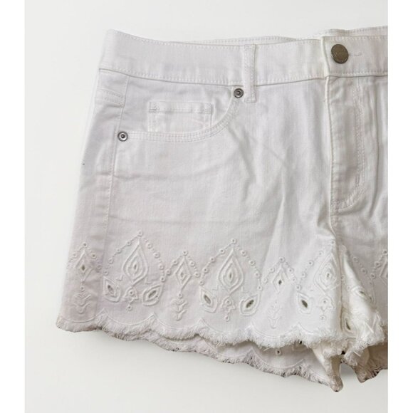 LOFT 8/29 White Denim Jean Shorts Embroidered Raw Hem 3in inseam Scalloped Edge - Picture 3 of 6
